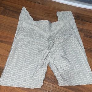 TikTok butt leggings